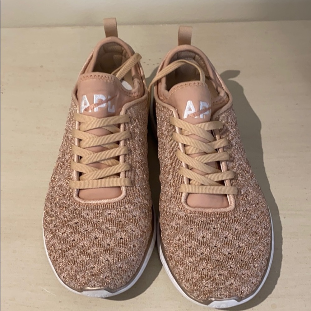 APL techloom wave  rose gold glitter sneaker